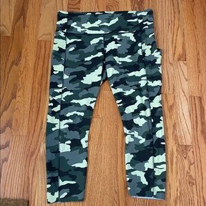Lululemon Fast and Free High Rise Crop 23" Heritage 365 Camo Crispin Green Multi